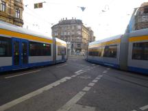 Torgauer Pl (Eisenbahn- Ecke Torgauer Str): links 3 n. Taucha, rechts 7 n. Sommerfeld