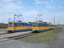 H Paunsdorf Nord: links Linie 8 nach Grünau Nord, rechts Linie 7 nach Böhlitz