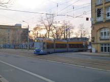 Linie 9 über Eutritzscher Zentrum, hier Apelstr Ecke Berliner Str