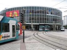 LU-Berliner Platz, bei Anschlussfahrten Haltepunkte auch vor dem Abzweig