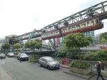 Ausfahrt aus der Station Werther Brücke Richtung Oberbarmen