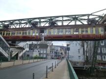 Ausfahrt aus der Station Völklinger Str Richtung Vohwinkel