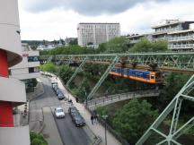 Elberfeld: Islandufer zwischen den Station Ohligsmühle und Hbf