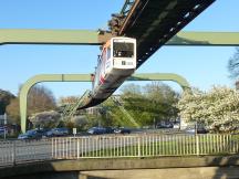 Elberfeld: Brücke über die Friedrich-Engels-Allee