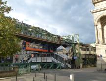 Ausfahrt aus der Station Landgericht Richtung Vohwinkel