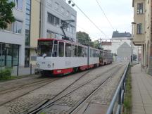 Äußere Schneeberger Str: Dreischienengleis für Vogtlandbahn und Straßenbahn