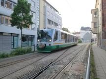 Äußere Schneeberger Str: Dreischienengleis für Vogtlandbahn und Straßenbahn