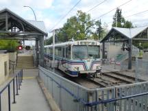 Duewag U2 Triebwagen an der Station Banff Trail