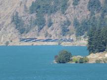 Fahrt entlang dem Nordufer des Seton Lake bei Lillooet, BC