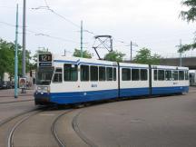 LHB-Gelenkwagen aus den 80ern an der Endstelle Station Sloterdijk