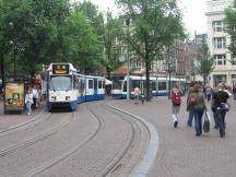 H Leidseplein, Fahrtrichtung Amstelveen; im Hintergrund Li.1 zur Centraal Station