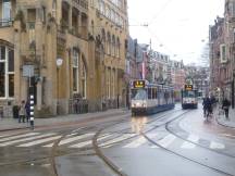 Zugbegegnung in der Marnixstraat nahe Leidseplein