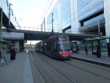 H Den Haag Centraal Station - Halt am Mittelbahnsteig