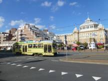 vor dem Grand Hotel in Scheveningen