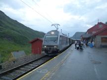 E-Lok Baureihe El 18 (Bj 2014) im Bf Myrdal