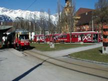 Linie 1 (links) und Linie 6 (rechts) an der Endstelle Bergisel