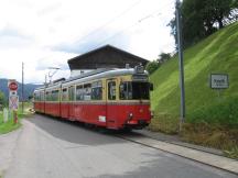 Bahnübergang am Ortseingang von Kreith