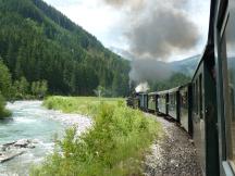 immer wieder folgt die Strecke dem Verlauf der Salzach