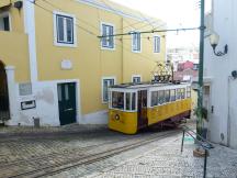 Vorbeifahrt etwa in Streckenmitte