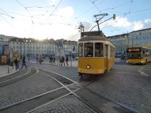 diese Gleisverbindung auf dem Praça Figueira wird linienmäßig nicht bedient