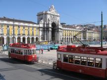 Start der Stadtrundfahrt am Praça do Comércio