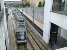 Eurotram-Doppelzug der Linie D verlässt die Wendeanlage der Endstelle Santo Ovidio