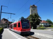 H Aarwangen Schloss, im Hintergrund rechts Schloss Aarwangen