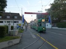 Einfahrt Schleife Riehen Dorf - von Linie 2 nur in der HVZ befahren