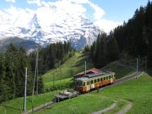 Grütschalp, im Hintergrund der Berg Jungfrau