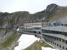 Hotel Pilatus - unweit der Bergstation der Zahnradbahn und Luftseilbahn