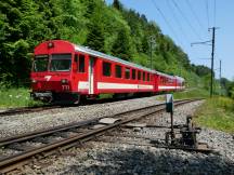 Spitzkehre Combe-Tabeillon: Zug fährt nun bergwärts nach Le Noirmont