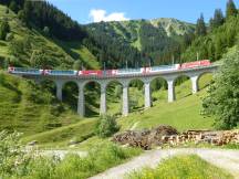 Val-Bugnei-Viadukt zwischen Sedrun und Budgnei