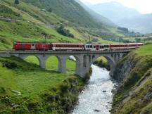 Richleren-Viadukt über die Reuss zwischen Realp und Hospental