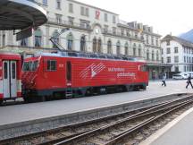 Bf Brig, Haltepunkt auf dem Bahnhofsvorplatz