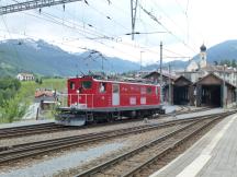 HGe 4/4 I Lok Nr.36 der Furka-Oberalp-Bahn im Bf Disentis