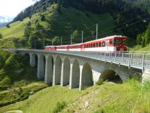 Val-Bugnei-Viadukt zwischen Sedrun und Budgnei