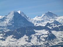 Ausblick vom Brienzer Rothorn: v.l. Eiger, Mönch, Rottalhorn, Jungfrau