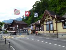 Talbahnhof der Brienz-Rothorn-Bahn (Straßenansicht)