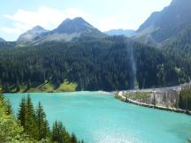 Stausee Isel zwischen Litzirüti und Arosa