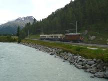 am Ova da Bernina (Berninabach) zwischen Morteratsch und Surovas