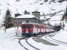 Bernina Express am Bf Alp Grüm
