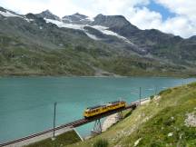 Brücke bei Ospizio Bernina, im Hintergrund Lago Bianco