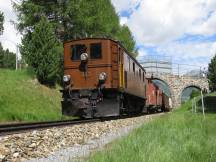 Ge 4/6 Nr. 353 (Bj 1914) im Val Bernina zwischen Punt Muragl und Pontresina