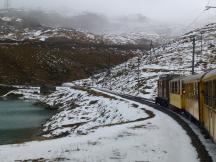 Neuschnee im Oktober am Lago Bianco