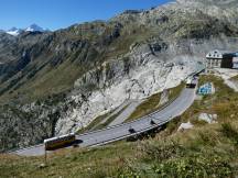 Hotel Belvédère, im Hintergrund war mal der Rhône-Gletscher sichtbar