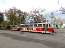 Endschleife Výstaviště Holešovice, im Hintergrund Eingang zum Messegelände