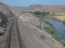 Fahrt entlang dem Truckee River zwischen Winnemucca und Sparks, Nevada