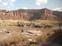 entlang dem Colorado River westl. von Grand Junction - Landschaft des Südwestens