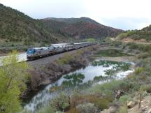 neben dem Colorado River (links vom Zug) zwischen McCoy und Dotsero