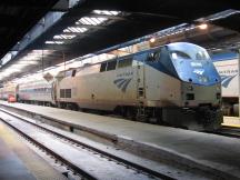 Cardinal mit Viewliner-Wagen am Endbahnhof Chicago Union Station